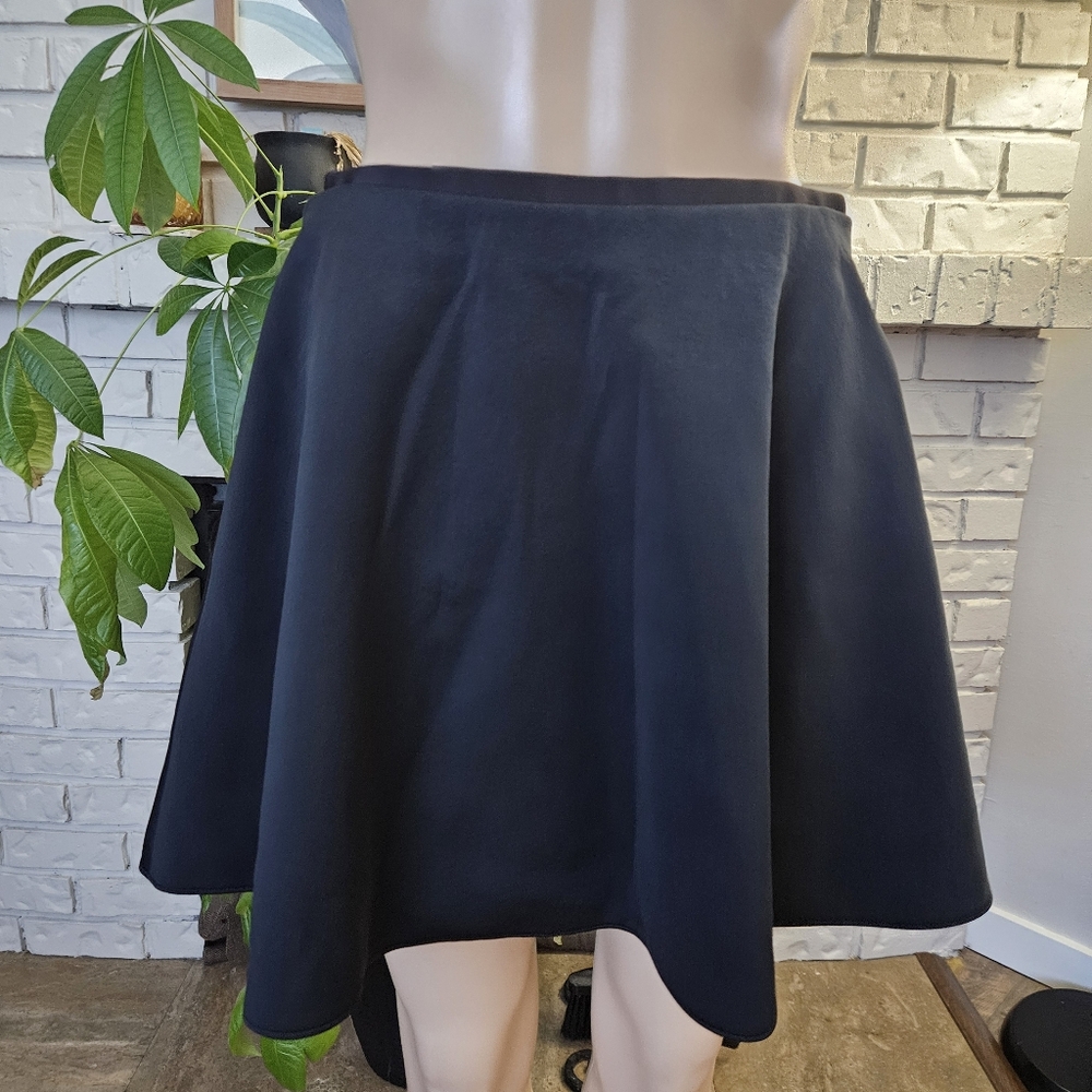 Aritzia Talula Skater Skirt Black Women's